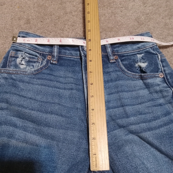 American Eagle Outfitters Women's Mom Straight Blue Jeans Size 0 Distressed - Picture 7 of 7